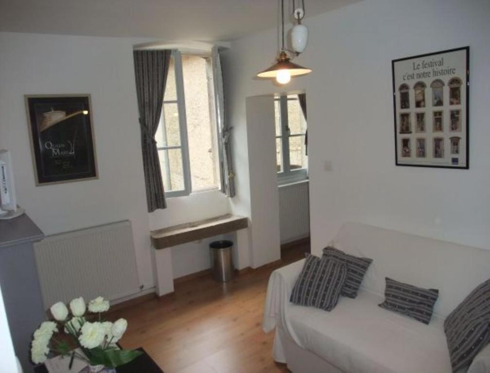 Bed and Breakfast Le P'Tit Relai Montbozon Exterior foto
